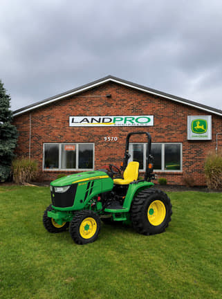 Image of John Deere 3039R Primary Image