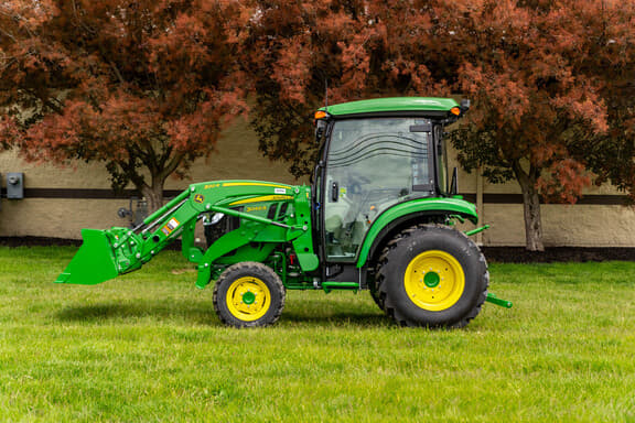 Image of John Deere 3046R Primary image