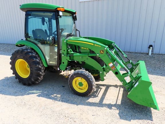 Image of John Deere 3046R Primary image