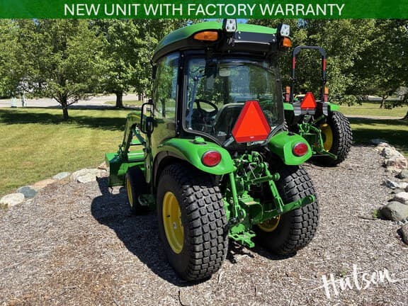Image of John Deere 3046R equipment image 1