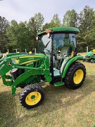 Image of John Deere 3046R equipment image 1
