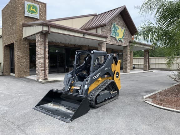 Image of John Deere 317G equipment image 4