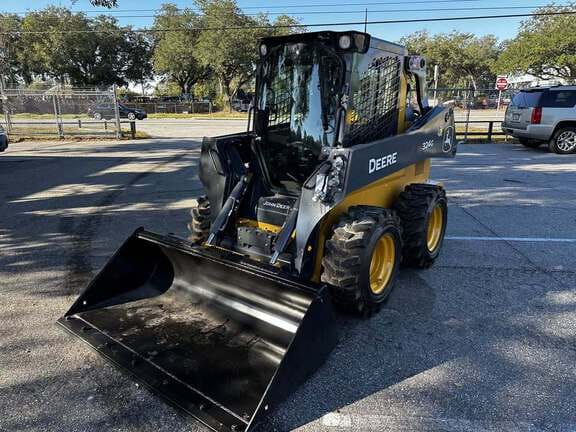 2026 John Deere 324G Equipment Image0