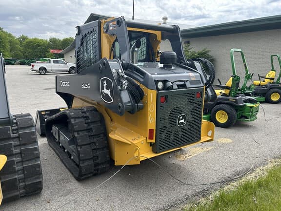 Image of John Deere 325G equipment image 4