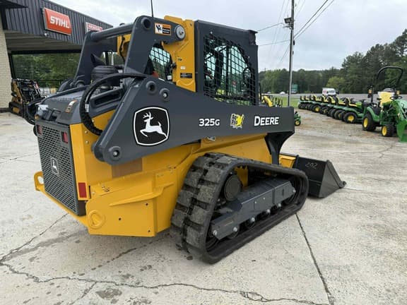 Image of John Deere 325G equipment image 4