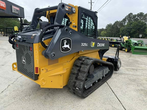 Image of John Deere 325G equipment image 4