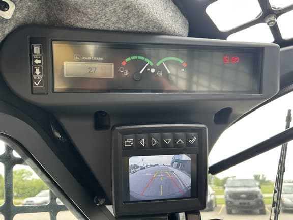 Image of John Deere 325G equipment image 3