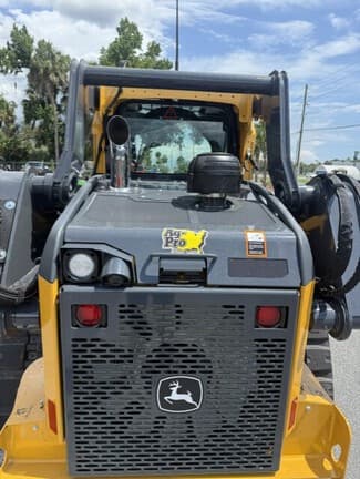 Image of John Deere 325G equipment image 3
