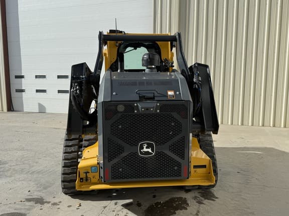 Image of John Deere 333P equipment image 3