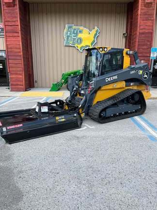 Image of John Deere 333P Primary image