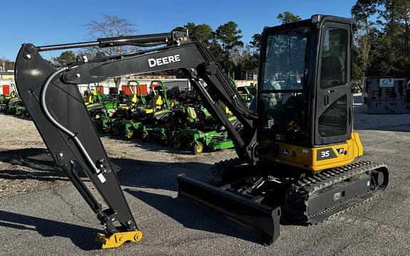 2026 John Deere 35P Equipment Image0