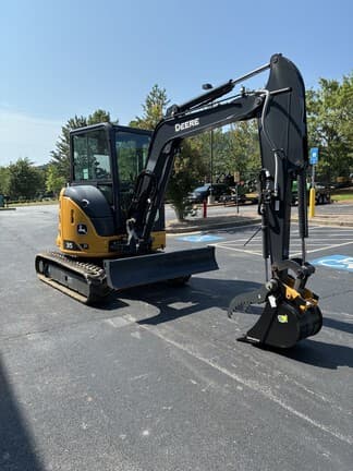 Image of John Deere 35P equipment image 2