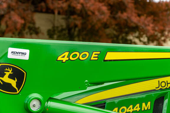 Image of John Deere 4044M equipment image 3
