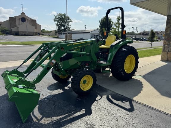 Image of John Deere 4044M equipment image 1