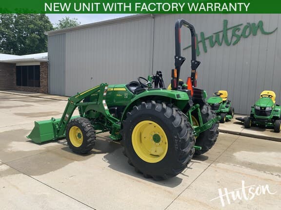 Image of John Deere 4052M equipment image 4