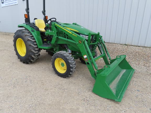 Image of John Deere 4052M equipment image 1