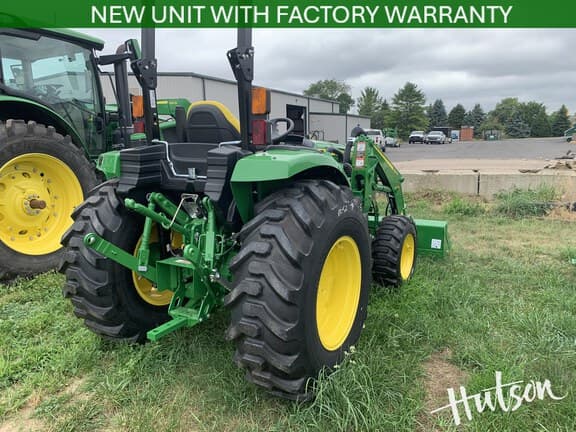 Image of John Deere 4052R equipment image 2