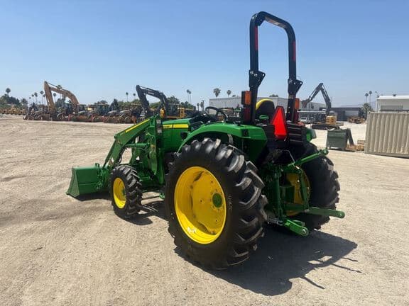 Image of John Deere 4052R equipment image 2