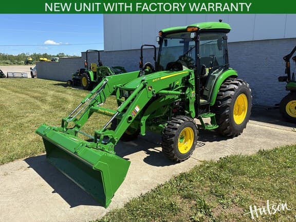 Image of John Deere 4052R equipment image 1