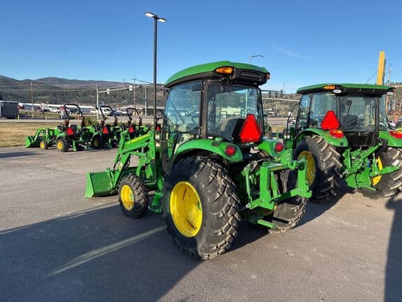 Image of John Deere 4052R equipment image 2