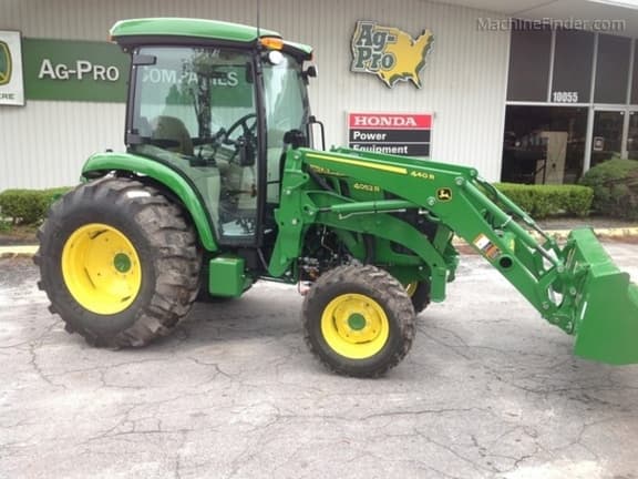 Image of John Deere 4052R equipment image 1