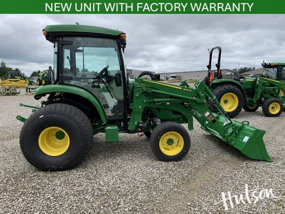 Image of John Deere 4052R equipment image 1