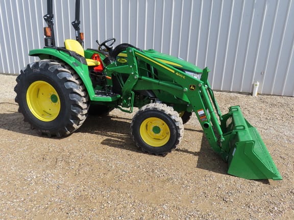 2026 John Deere 4066M Equipment Image0