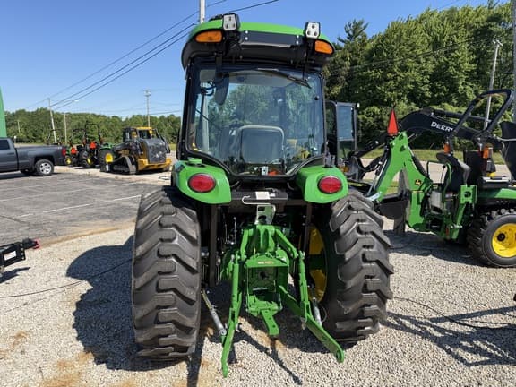 Image of John Deere 4066R equipment image 3