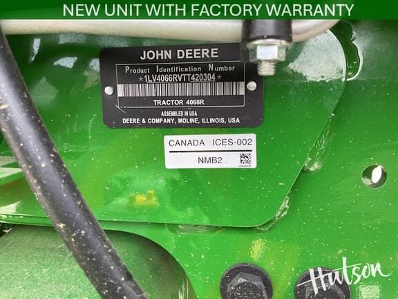 Image of John Deere 4066R equipment image 4