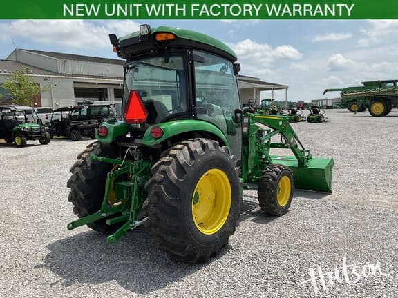 Image of John Deere 4066R equipment image 3
