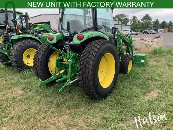 Image of John Deere 4066R equipment image 3