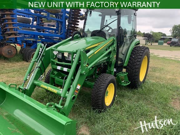 Image of John Deere 4066R equipment image 1