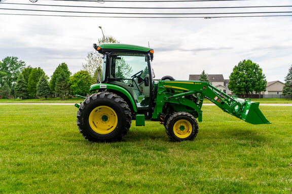 2026 John Deere 4066R Equipment Image0