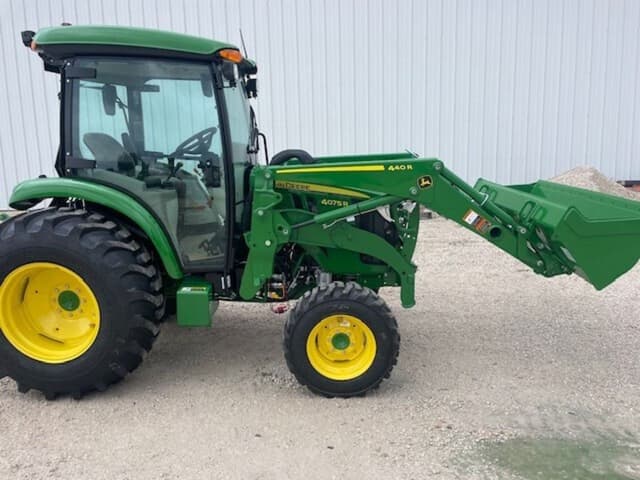 Image of John Deere 4075R equipment image 1