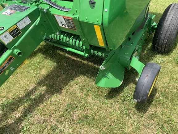 Image of John Deere 451E equipment image 4
