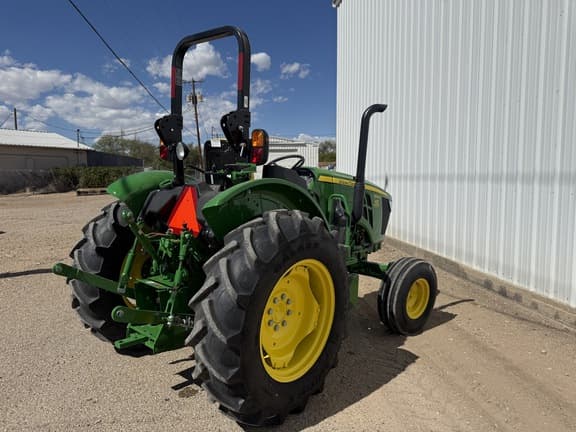 Image of John Deere 5050E equipment image 4