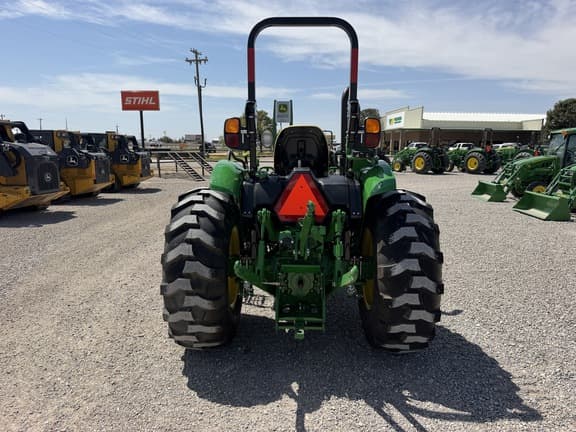 Image of John Deere 5050E equipment image 3