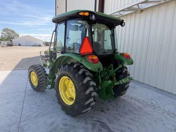 Image of John Deere 5060E equipment image 2