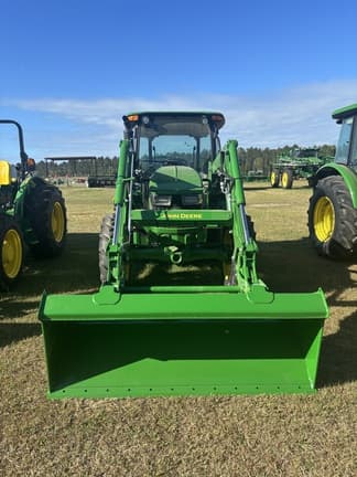 Image of John Deere 5060E equipment image 1