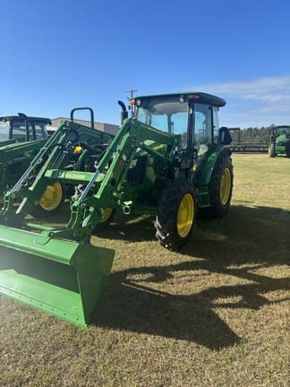 Image of John Deere 5060E equipment image 2
