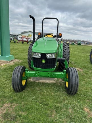 Image of John Deere 5075E equipment image 2