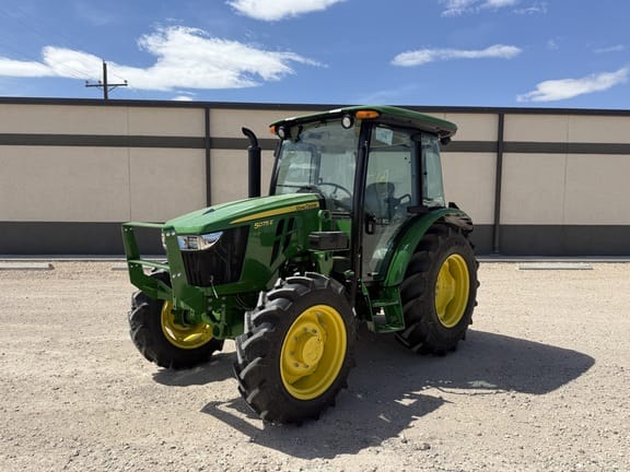 2026 John Deere 5075E Equipment Image0