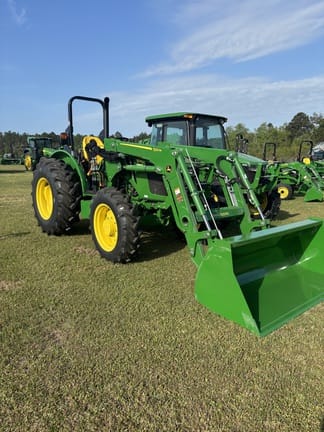 2026 John Deere 5075E Equipment Image0