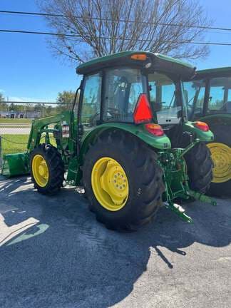 Image of John Deere 5075E equipment image 3