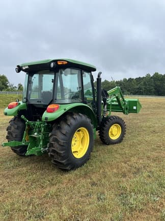 Image of John Deere 5075E equipment image 4