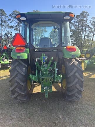 Image of John Deere 5090E equipment image 4