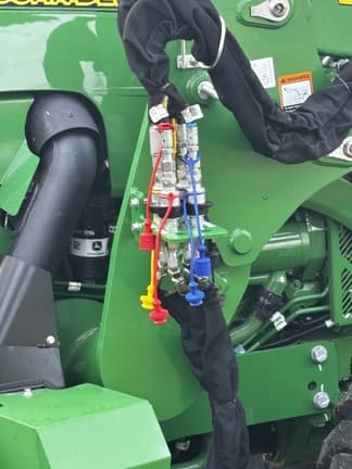Image of John Deere 5090EL equipment image 4