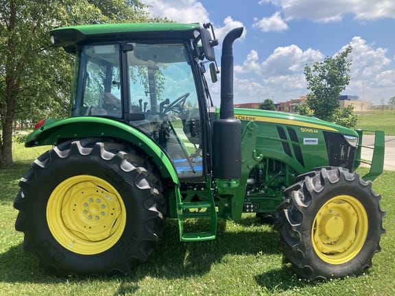2026 John Deere 5095M Equipment Image0