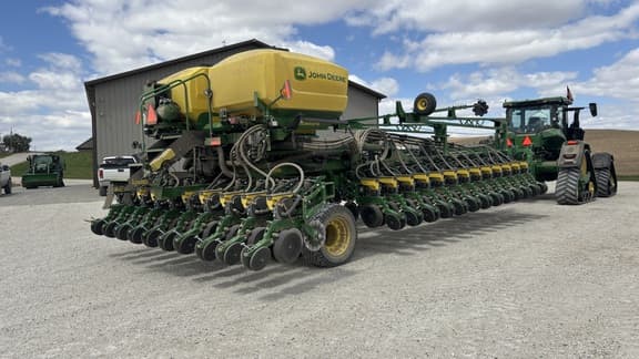Image of John Deere DB60 equipment image 4