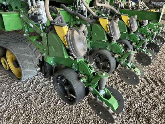 Image of John Deere DB80 equipment image 4